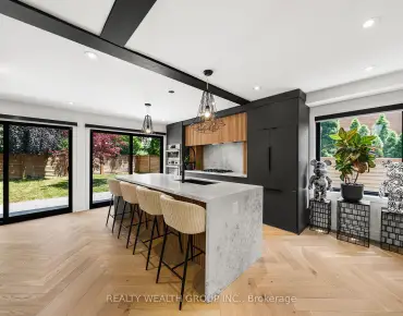 148 Mullen Dr <a href='https://luckyalan.com/community.php?community=Vaughan:Crestwood-Springfarm-Yorkhill'>Crestwood-Springfarm-Yorkhill, Vaughan</a> 3 beds 4 baths 2 garage $1.139M