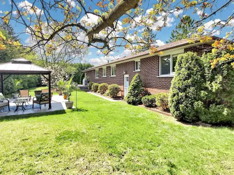 Whitchurch-Stouffville Ballantrae community 20 Jasmine Cres For Sale