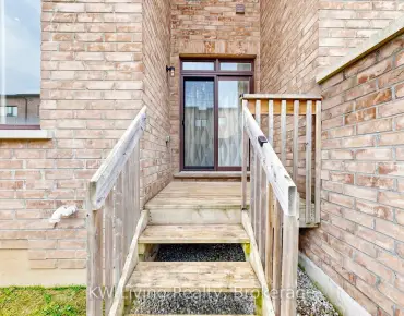 
389 Elyse Crt Bayview Northeast - 3 beds 4 baths 1 parking space(s) listed at $1099000