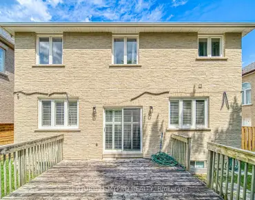 17 Black Willow Crt <a href='https://luckyalan.com/community.php?community=Richmond Hill:Oak Ridges'>Oak Ridges, Richmond Hill</a> 4 beds 4 baths 3 garage $2.675M
