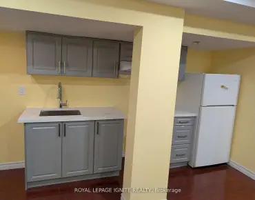 
44 Lilac Ave <a href='https://luckyalan.com/community.php?community=Markham:Aileen-Willowbrook'>Aileen-Willowbrook, Markham</a> 4 beds 3 baths 1 garage $1.28M