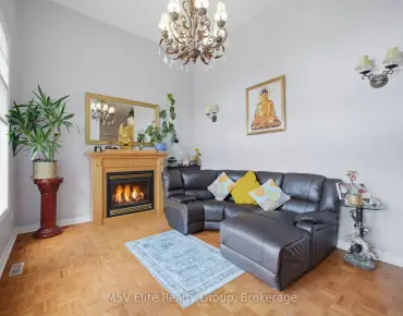 2298 Major Mackenzie Dr <a href='https://luckyalan.com/community.php?community=Vaughan:Maple'>Maple, Vaughan</a> 3 beds 4 baths 2 garage $945K