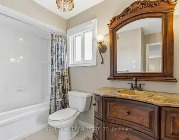 
10373 Woodbine Ave <a href='https://luckyalan.com/community.php?community=Markham:Cathedraltown'>Cathedraltown, Markham</a> 4 beds 4 baths 1 garage $899.9K