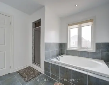 
171 Stonebriar Dr <a href='https://luckyalan.com/community.php?community=Vaughan:Maple'>Maple, Vaughan</a> 3 beds 4 baths 2 garage $1.279M
