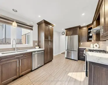 
507 Rourke Pl Gorham-College Manor, Newmarket 3 beds 4 baths 2 garage $1.05M