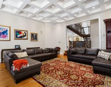 
97 Yellowood Circ <a href='https://luckyalan.com/community.php?community=Vaughan:Patterson'>Patterson, Vaughan</a> 3 beds 3 baths 1 garage $965K