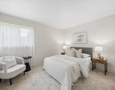 34 Captain Armstrong Ln Sherwood-Amberglen, Markham 3 beds 3 baths 2 garage $1.75M