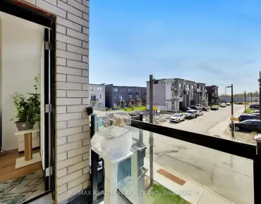 16 Craigvale St <a href='https://luckyalan.com/community.php?community=Vaughan:Patterson'>Patterson, Vaughan</a> 4 beds 6 baths 2 garage $1.9M
