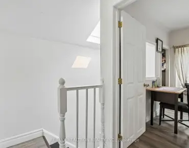336 Elyse Crt Bayview Northeast, Aurora 3 beds 3 baths 1 garage $1.129M