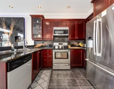 27 Gorman Ave <a href='https://luckyalan.com/community.php?community=Vaughan:Vellore Village'>Vellore Village, Vaughan</a> 4 beds 5 baths 2 garage $2.049M