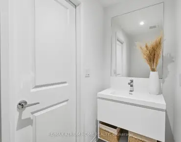 
Turnhouse  Box Grove, Markham 4 beds 4 baths 1 garage $999.8K