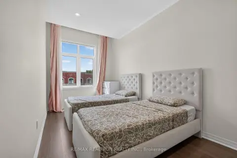 Vaughan real estate