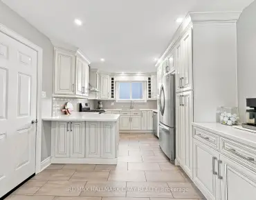 
278 Carlisle St Bristol-London, Newmarket 4 beds 3 baths 2 garage $1.09M
