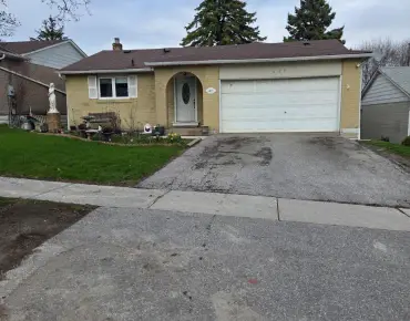 
Webb Crt Central Newmarket, Newmarket 4 beds 3 baths 2 garage $1.288M