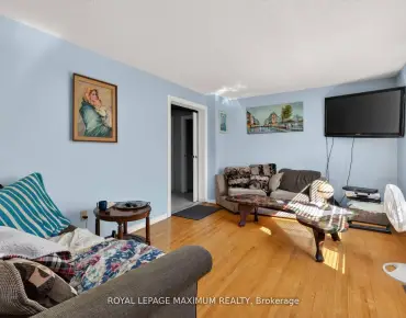 
3 Muzzo Crt <a href='https://luckyalan.com/community.php?community=Vaughan:East Woodbridge'>East Woodbridge, Vaughan</a> 4 beds 4 baths 2 garage $1.3M
