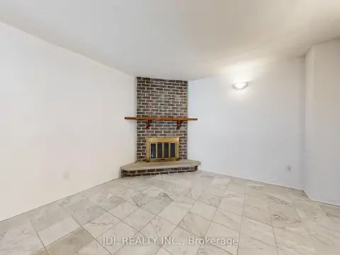 Markham Milliken Mills West community 129 Appleby Cres For Sale