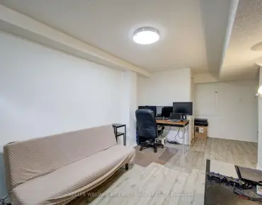 
10 Devins Dr Aurora Heights, Aurora 3 beds 2 baths 1 garage $995K