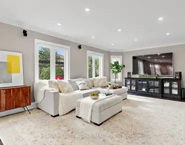 49 Sonoma Blvd Sonoma Heights, Vaughan 2 beds 2 baths 1 garage $735K