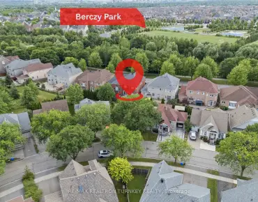 218 Bay Thorn Dr Royal Orchard, Markham 3 beds 3 baths 1 garage $1.168M