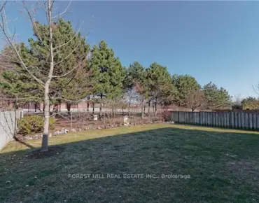 
33 Mazarine Ln <a href='https://luckyalan.com/community.php?community=Richmond Hill:Westbrook'>Westbrook, Richmond Hill</a> 3 beds 3 baths 1 garage $1.18M