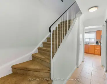 
38 Rockford Crt <a href='https://luckyalan.com/community.php?community=Vaughan:Crestwood-Springfarm-Yorkhill'>Crestwood-Springfarm-Yorkhill, Vaughan</a> 4 beds 4 baths 2 garage $1.649M