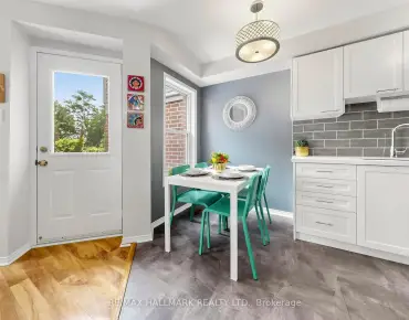 5 Evelyn Buck Ln Bayview Wellington, Aurora 3 beds 3 baths 1 garage $799K