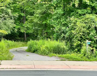 
2 Silvermills Ln <a href='https://luckyalan.com/community.php?community=Markham:Angus Glen'>Angus Glen, Markham</a> 3 beds 3 baths 2 garage $1.58M