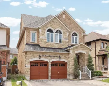 30 Condotti Dr <a href='https://luckyalan.com/community.php?community=Vaughan:West Woodbridge'>West Woodbridge, Vaughan</a> 3 beds 3 baths 1 garage $1.049M