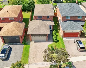 
2 Hughes St <a href='https://luckyalan.com/community.php?community=Richmond Hill:Oak Ridges'>Oak Ridges, Richmond Hill</a> 3 beds 2 baths 1 garage $999.999K