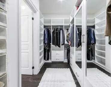 
148 Solway Ave <a href='https://luckyalan.com/community.php?community=Vaughan:Maple'>Maple, Vaughan</a> 3 beds 3 baths 2 garage $1.25M