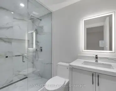15 Bellefontaine Crt <a href='https://luckyalan.com/community.php?community=Vaughan:Maple'>Maple, Vaughan</a> 4 beds 4 baths 1 garage $1.198M