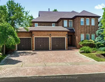 65 Wallace St <a href='https://luckyalan.com/community.php?community=Vaughan:West Woodbridge'>West Woodbridge, Vaughan</a> 4 beds 3 baths 1 garage $999K