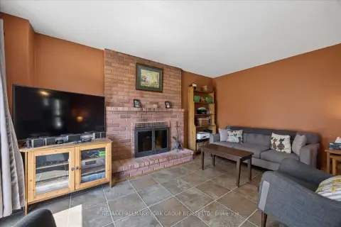 Newmarket Bristol-London community 458 Chester Ave For Sale