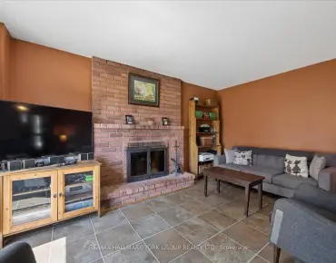 
190 Vantage Loop Woodland Hill, Newmarket 3 beds 3 baths 1 garage $785K