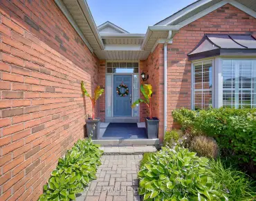 86 Legendary Trl Ballantrae, Whitchurch-Stouffville 2 beds 3 baths 2 garage $1.6M