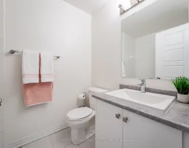 320 Dowson Loop Woodland Hill, Newmarket 4 beds 4 baths 2 garage $1.25M
