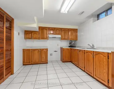 42 Burgosa Crt East Woodbridge - 6 睡房 4 卫生间 2 车位叫价1499999加元