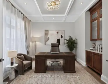 
32 George Bogg Rd <a href='https://luckyalan.com/community.php?community=Vaughan:East Woodbridge'>East Woodbridge, Vaughan</a> 3 beds 4 baths 1 garage $899.999K