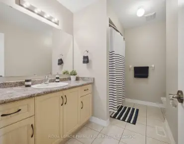 
32 George Bogg Rd <a href='https://luckyalan.com/community.php?community=Vaughan:East Woodbridge'>East Woodbridge, Vaughan</a> 3 beds 4 baths 1 garage $899.999K