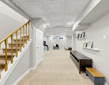 
205 Fred Mclaren Blvd <a href='https://luckyalan.com/community.php?community=Markham:Wismer'>Wismer, Markham</a> 4 beds 5 baths 2 garage $1.86M