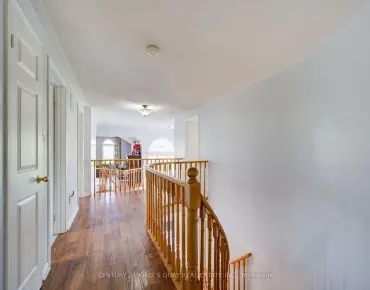 158 Harbord St <a href='https://luckyalan.com/community.php?community=Markham:Berczy'>Berczy, Markham</a> 3 beds 3 baths 1 garage $1.255M