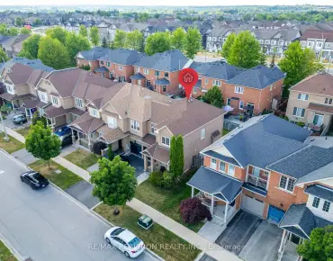 
3 Baffin Crt <a href='https://luckyalan.com/community.php?community=Richmond Hill:Langstaff'>Langstaff, Richmond Hill</a> 3 beds 4 baths 1 garage $1.149M