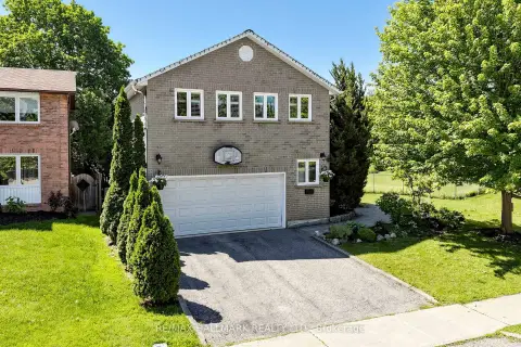 Richmond Hill South Richvale community 145 Old Surrey Ln For Sale