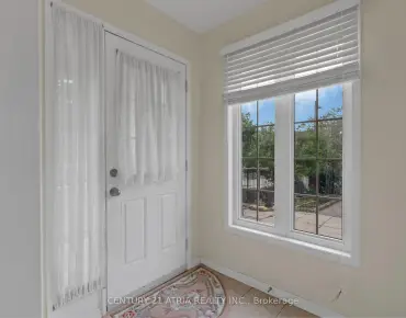 9 Sunnyside Hill Rd <a href='https://luckyalan.com/community.php?community=Markham:Cornell'>Cornell, Markham</a> 4 beds 4 baths 2 garage $1.3M