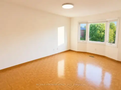 Richmond Hill real estate