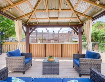 32 Casa Nova Dr <a href='https://luckyalan.com/community.php?community=Vaughan:Vellore Village'>Vellore Village, Vaughan</a> 4 beds 5 baths 2 garage $1.498M