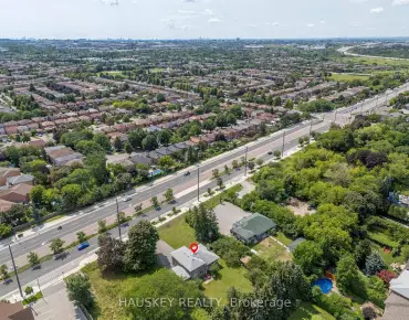 32 Casa Nova Dr <a href='https://luckyalan.com/community.php?community=Vaughan:Vellore Village'>Vellore Village, Vaughan</a> 4 beds 5 baths 2 garage $1.498M