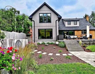 320 Dowson Loop Woodland Hill, Newmarket 4 beds 4 baths 2 garage $1.25M