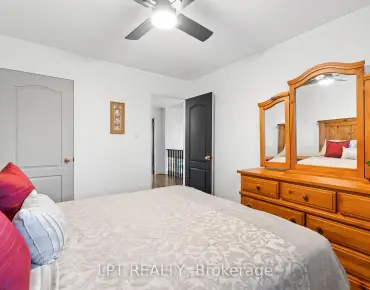
458 Chester Ave Bristol-London, Newmarket 4 beds 4 baths 2 garage $899K
