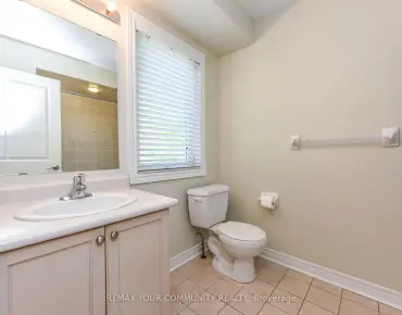9725 Keele St <a href='https://luckyalan.com/community.php?community=Vaughan:Maple'>Maple, Vaughan</a> 5 beds 5 baths 3 garage $3.199M